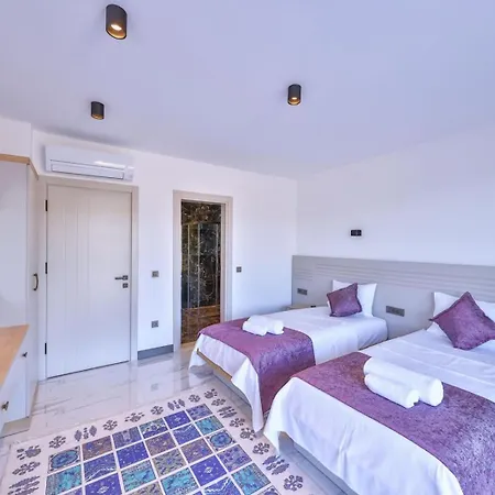 Hotel Saltanat 4*